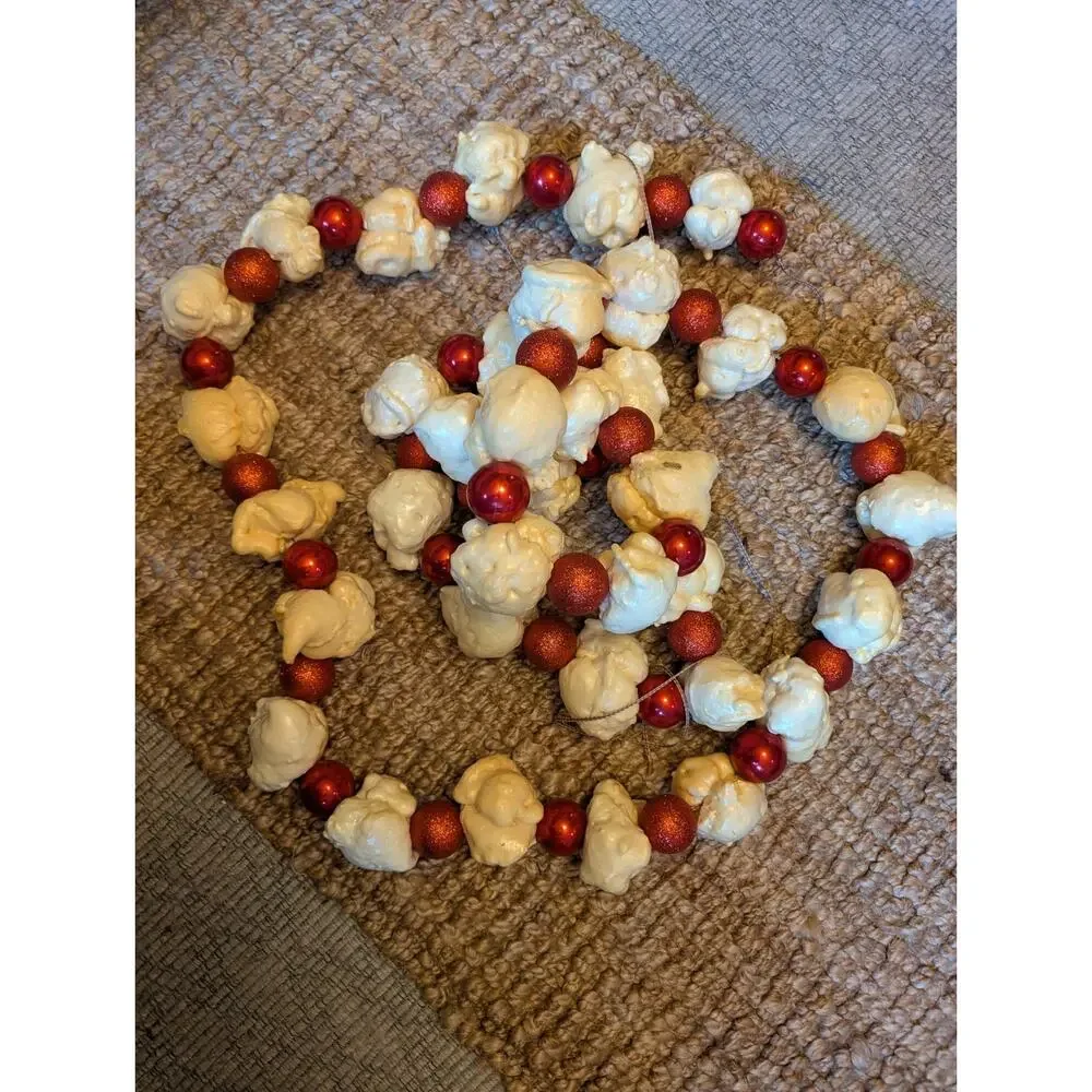 Giant Styrofoam Popcorn Buttered Plastic Christmas Tree Garland Red Bulbs 142